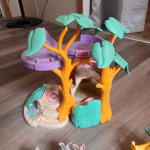 1996 Fisher Price Hideaway Hollow Bunny Treehouse Set - Picture 12 of 13